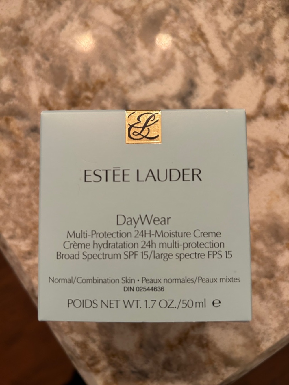 Estée Lauder DayWear Moisture Creme - Light Mint Box
